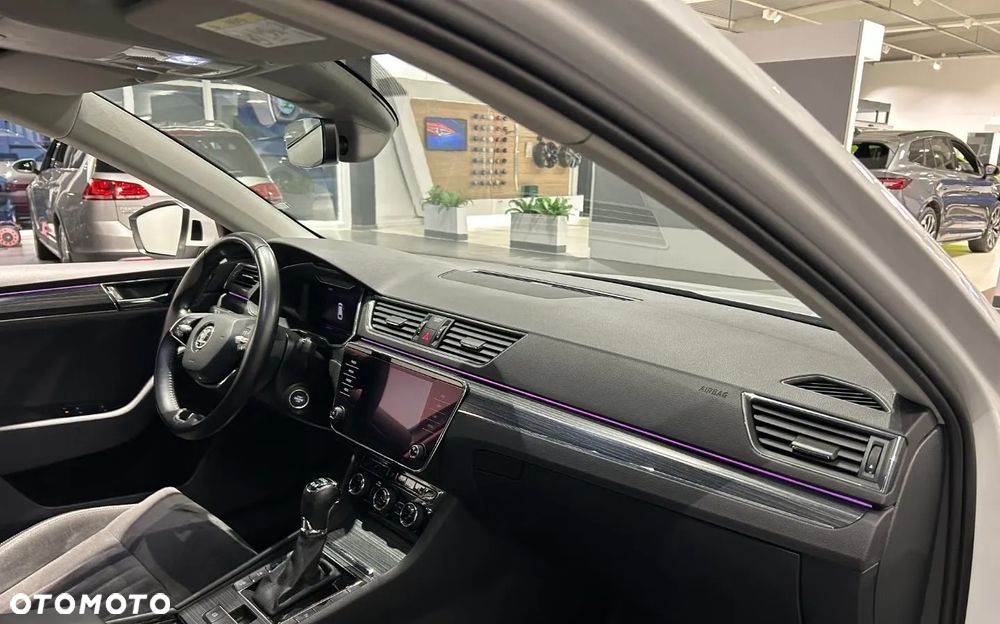 Skoda Superb 2.0 TDI 4x4 DSG Style - 9