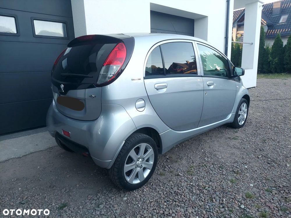 Peugeot iOn Standard - 3
