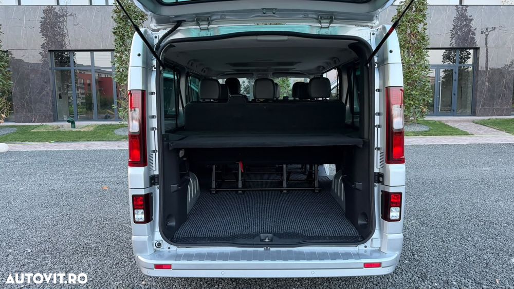 Opel Vivaro - 8