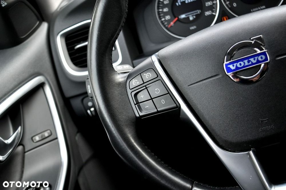 Volvo V60 - 25