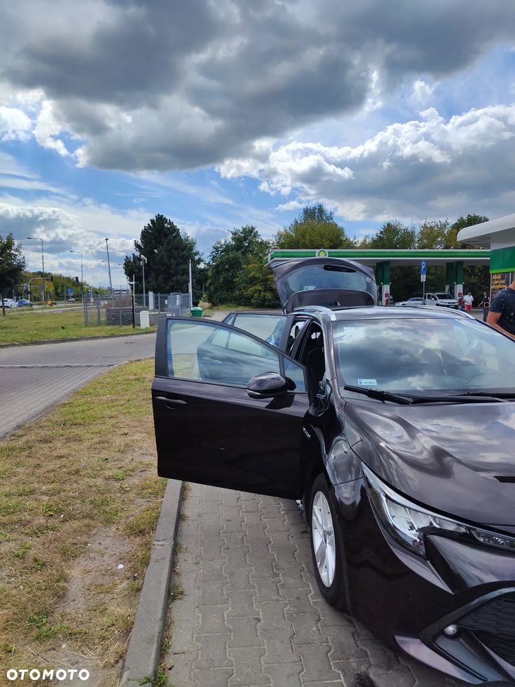 Toyota Corolla 1.8 Hybrid Comfort - 4