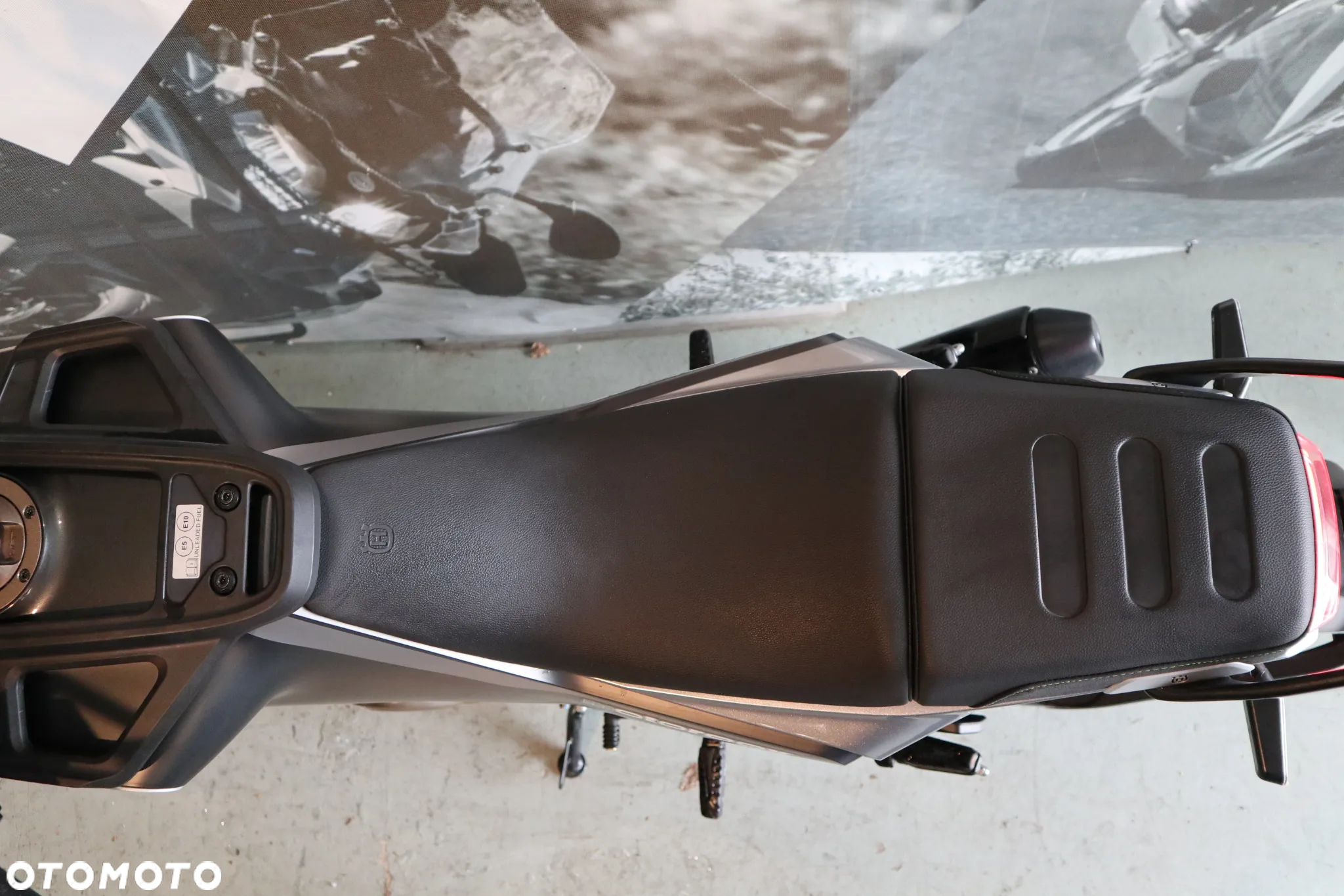 Husqvarna Svartpilen - 9