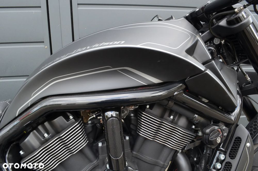 Harley-Davidson V-Rod Night Rod - 11