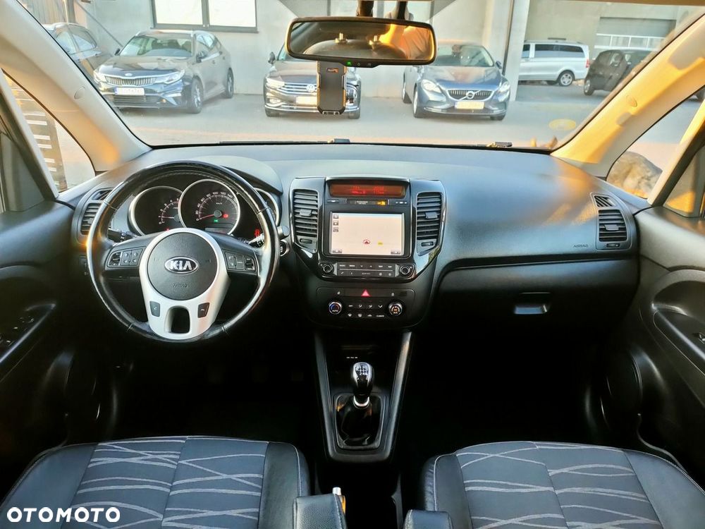 Kia Venga - 29