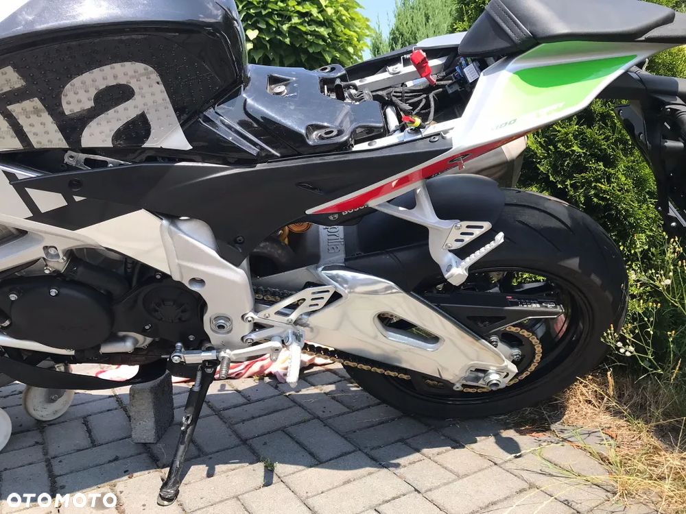 Aprilia Tuono 1100  stelaż tył  fotel zadupek   rama set - 1