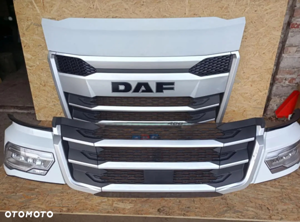 MASKA STELAŻ ATRAPA REFLEKTOR GRILL DAF XG XG PLUS