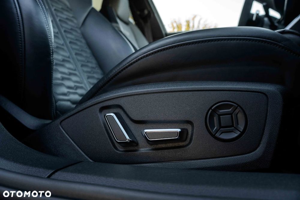 Audi RS6 Avant TFSI mHEV Quattro Performance Tiptronic - 20
