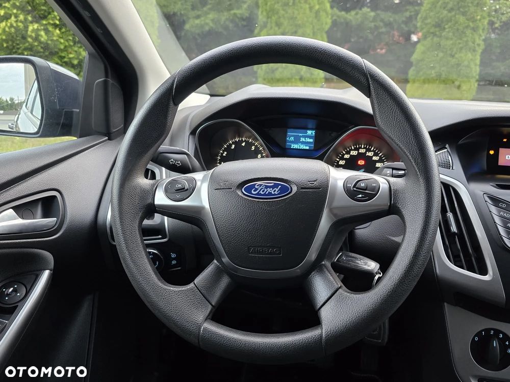 Ford Focus SW 1.6 Ti-VCT Trend - 33