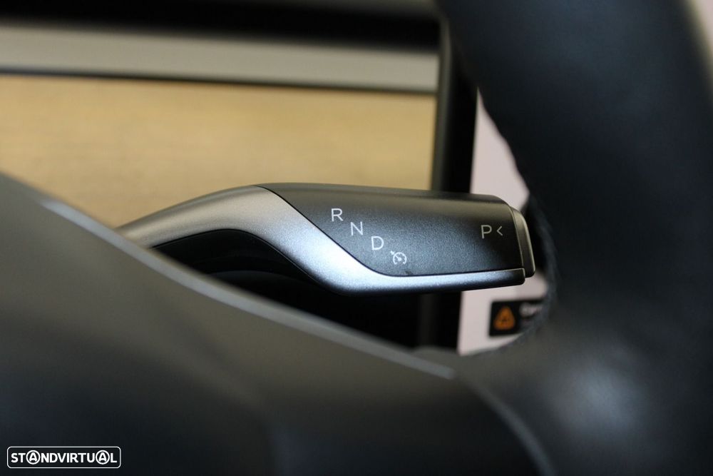 Tesla Model 3 Long Range Tração Traseira - 13