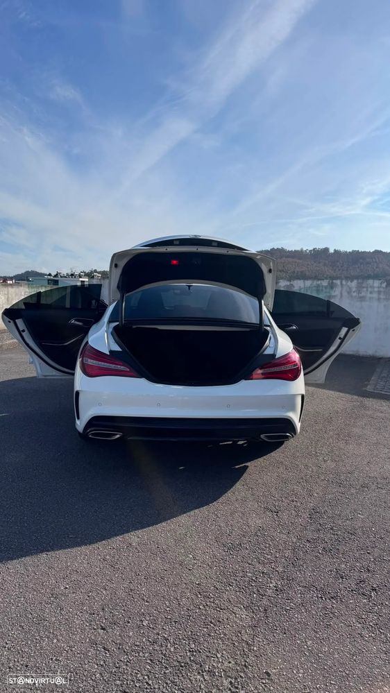 Mercedes-Benz CLA 180 AMG Line - 26