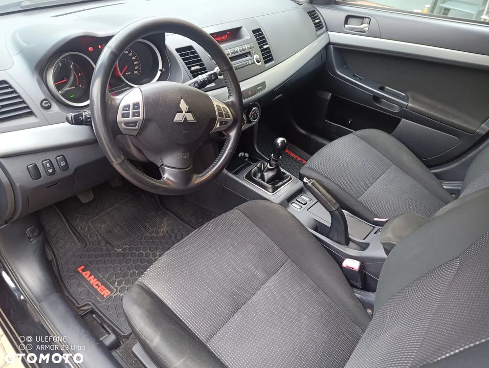 Mitsubishi Lancer 2011 photo 4