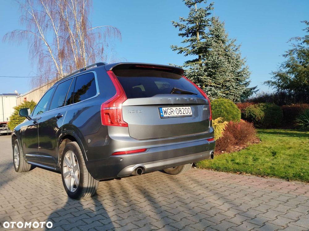 Volvo XC 90 D5 AWD Momentum - 9