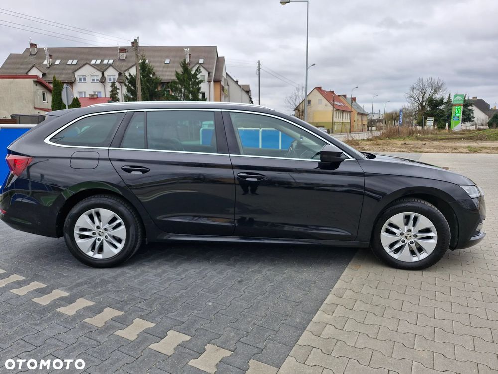 Skoda Octavia 2.0 TDI DSG Edition Plus - 6