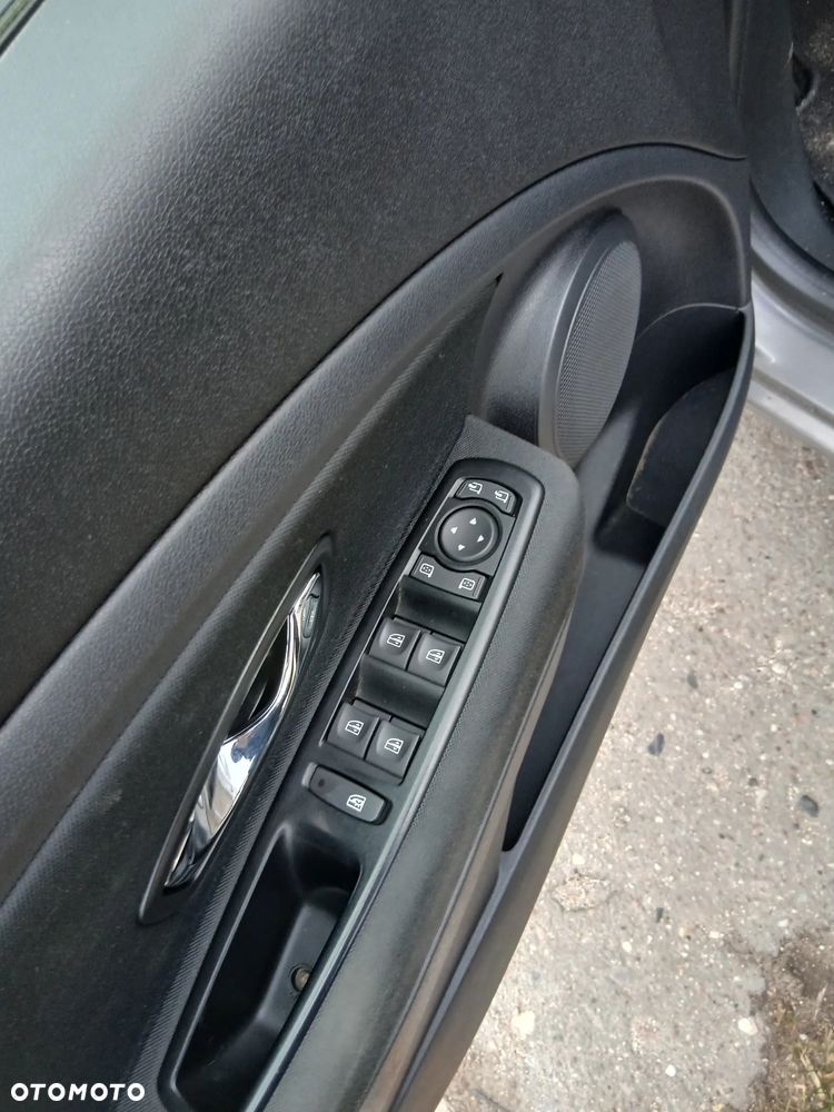 Renault Megane - 9