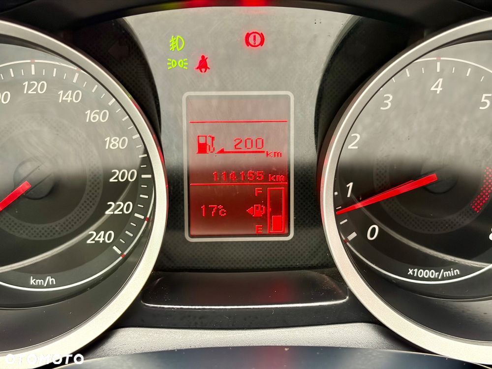 Mitsubishi Lancer 1.8 Inform - 18