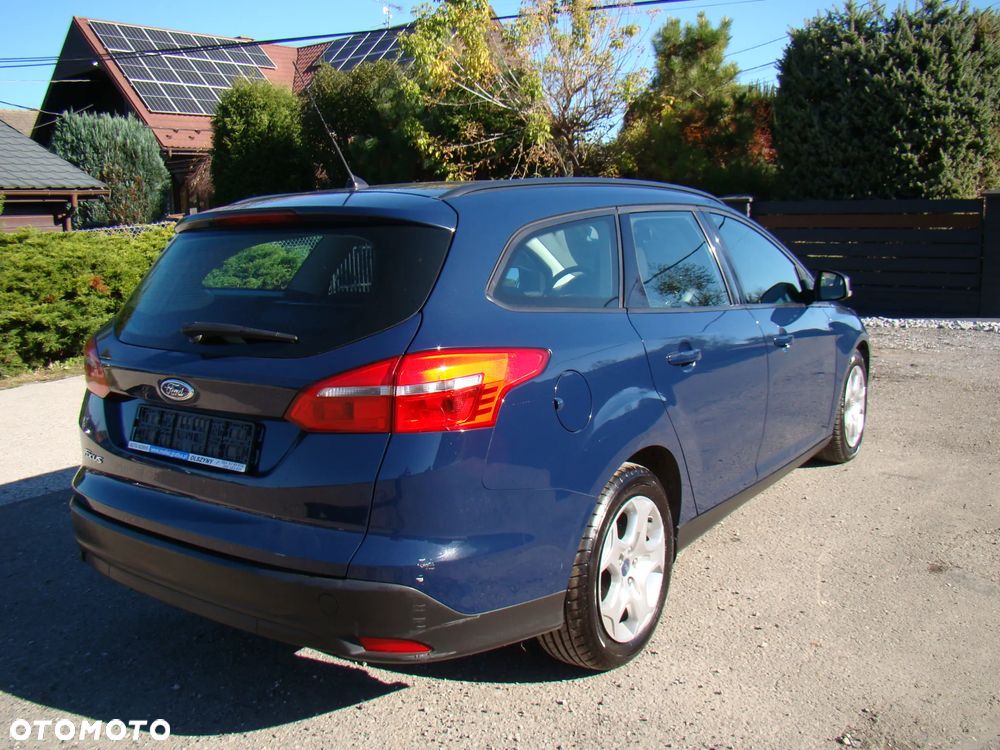 Ford Focus Turnier 1.5 TDCi DPF Start-Stopp-System Business - 4