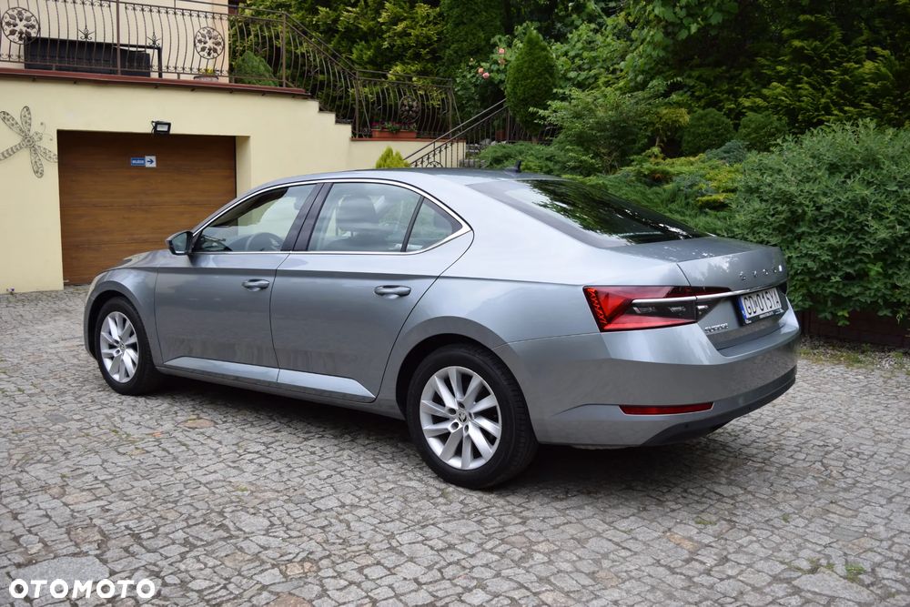 Skoda Superb 1.5 TSI L&K DSG - 5