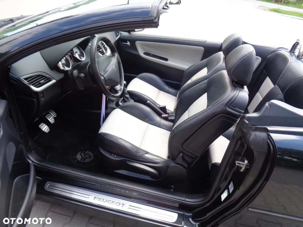Peugeot 207 CC FAP 110 (Blue Lion) Roland Garros - 6