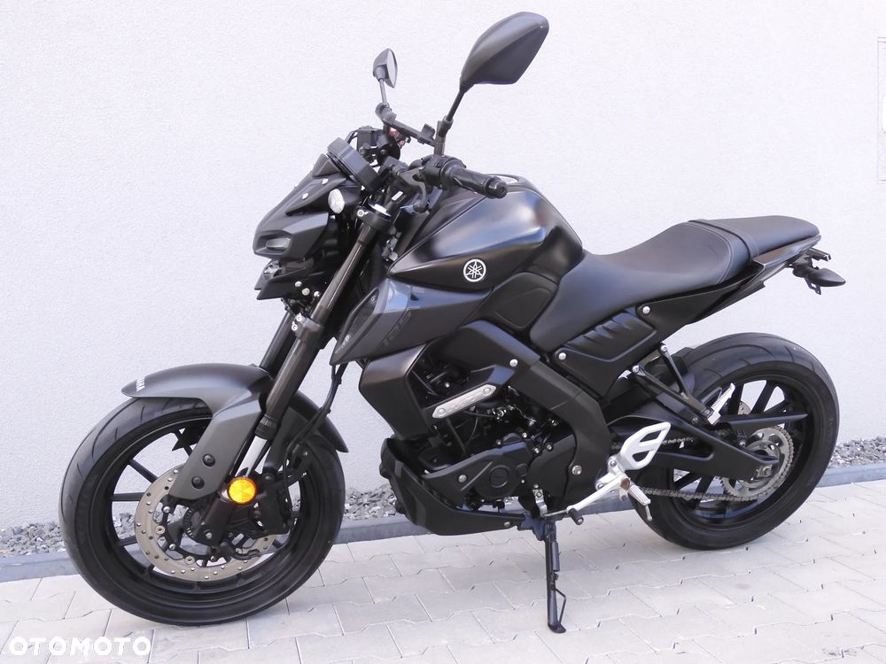Yamaha MT - 27
