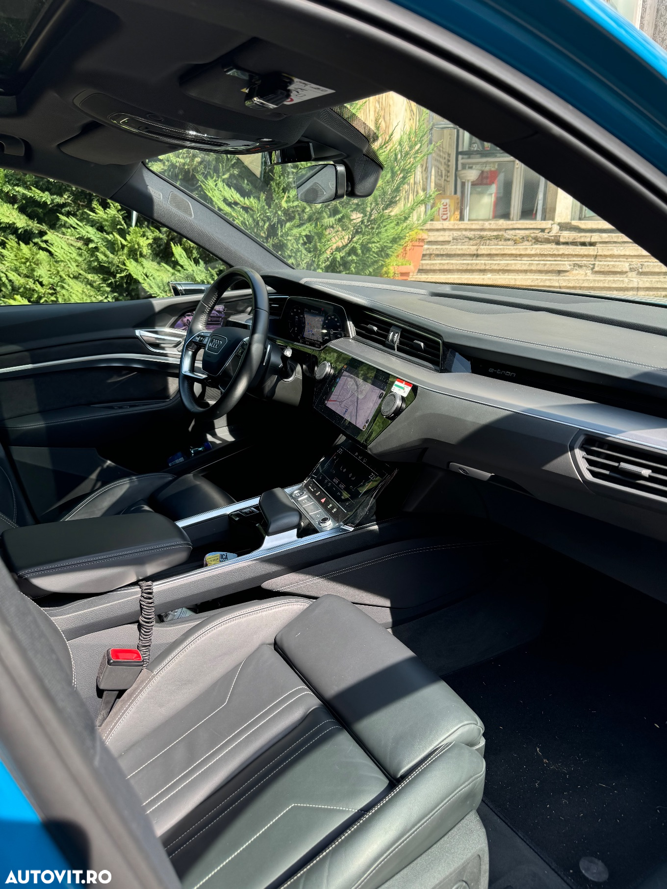 Audi e-tron 55 quattro - 8