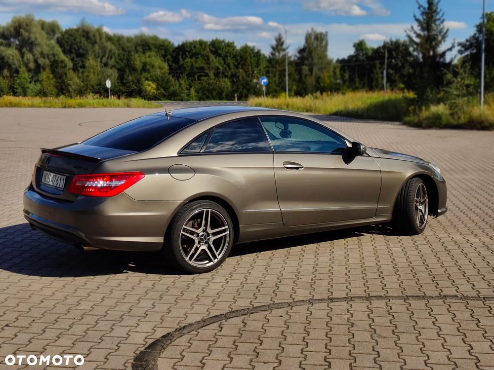 Mercedes-Benz Klasa E - 2