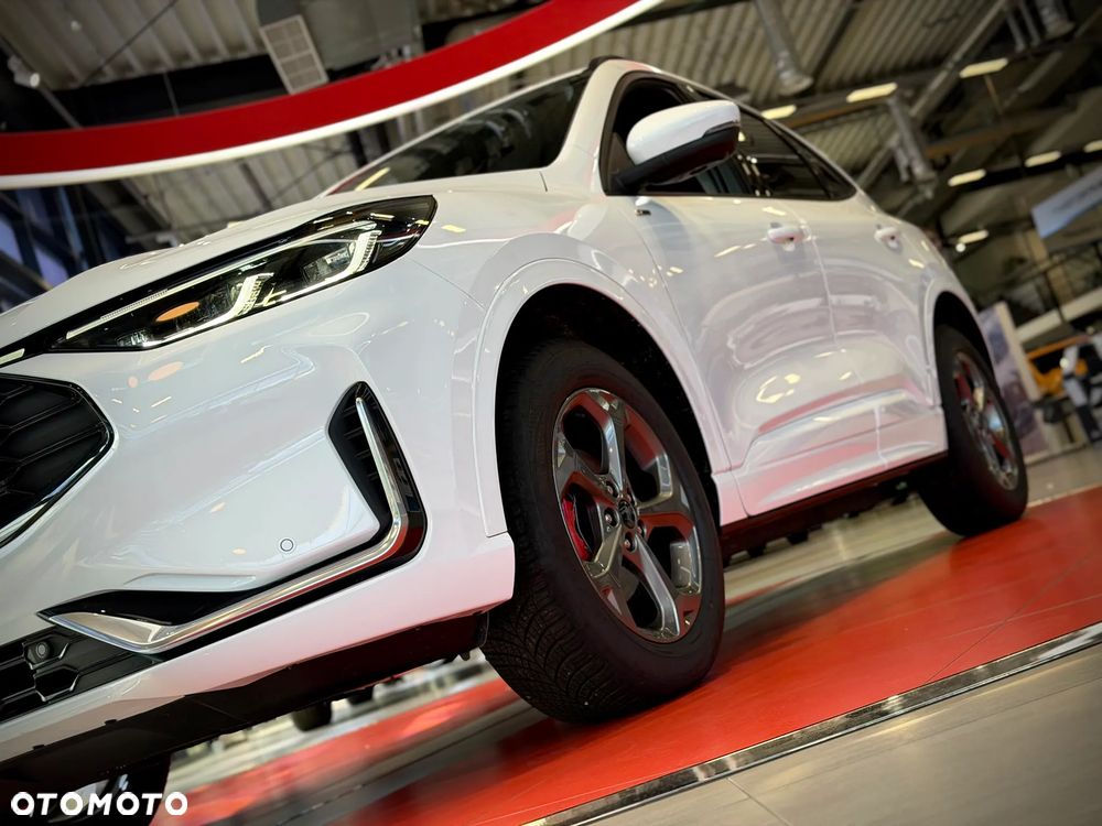 Ford Kuga 2.5 FHEV FWD ST-Line X - 6