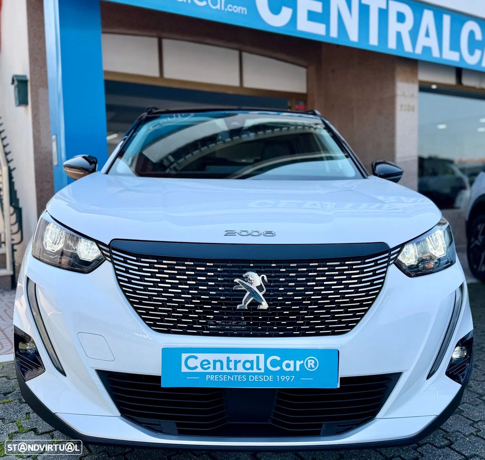 Peugeot 2008 1.2 PureTech Allure - 4