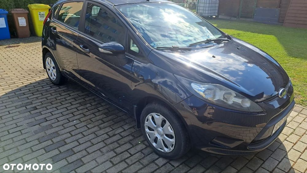 Ford Fiesta - 12
