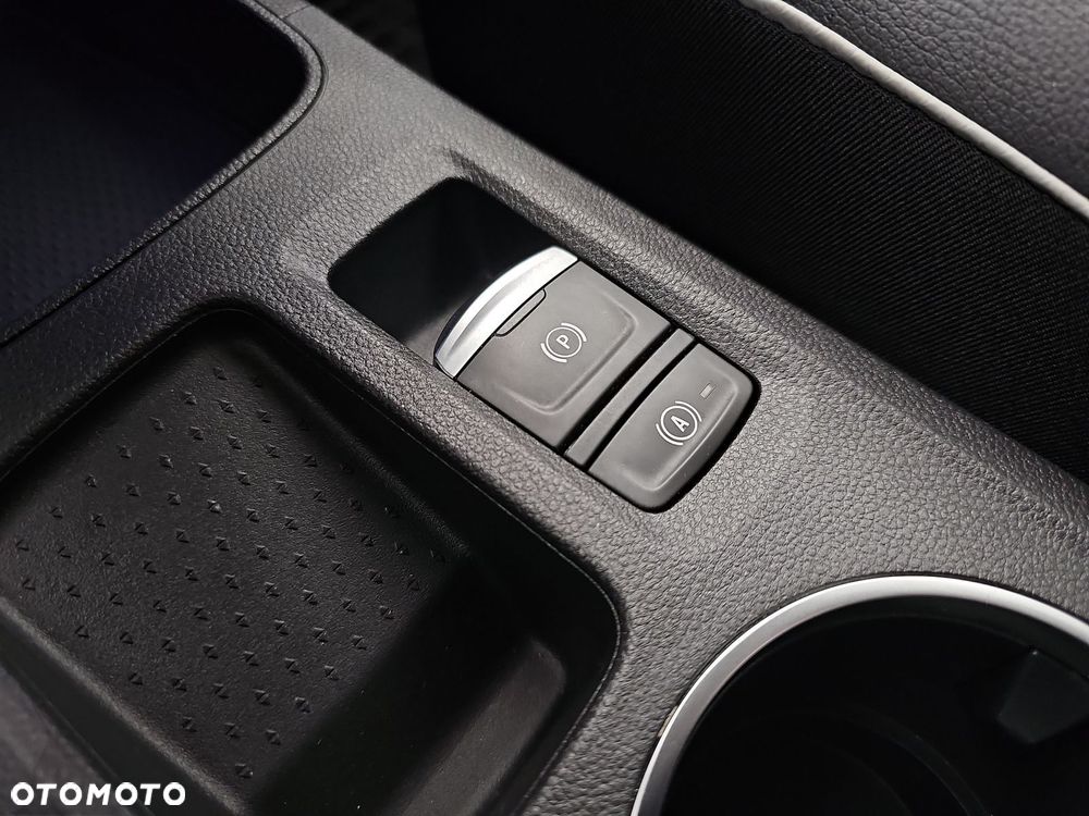 Renault Captur 1.3 TCe mHEV Techno EDC - 14