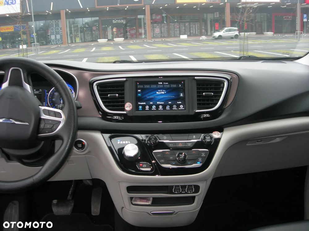 Chrysler Voyager - 12