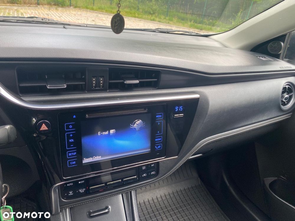 Toyota Auris - 31
