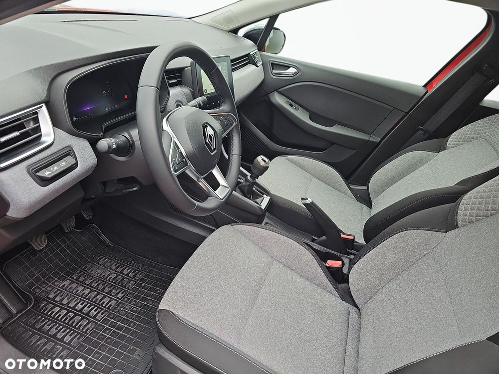 Renault Clio 1.0 TCe Evolution - 10