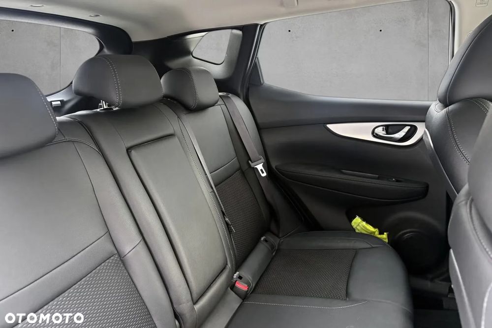 Nissan Qashqai - 14