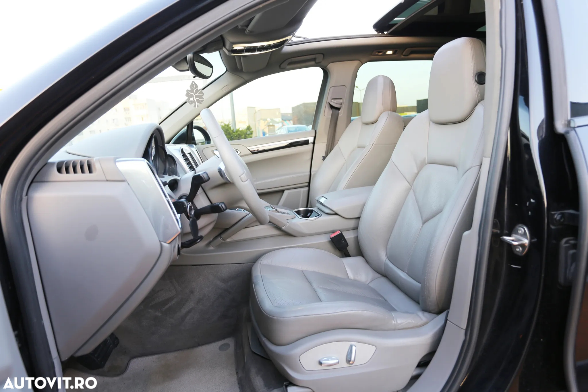 Porsche Cayenne 3.0TD TipTronic - 16