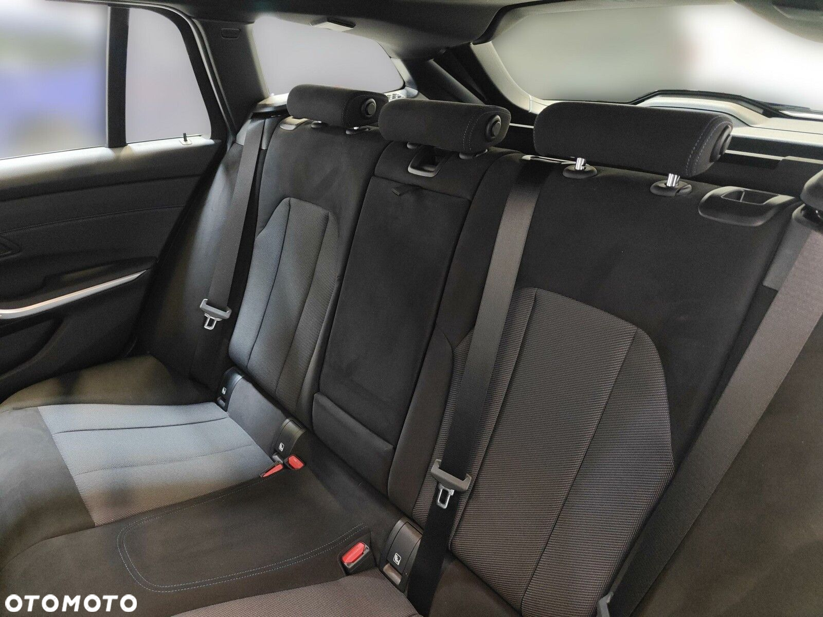 BMW Seria 3 - 17