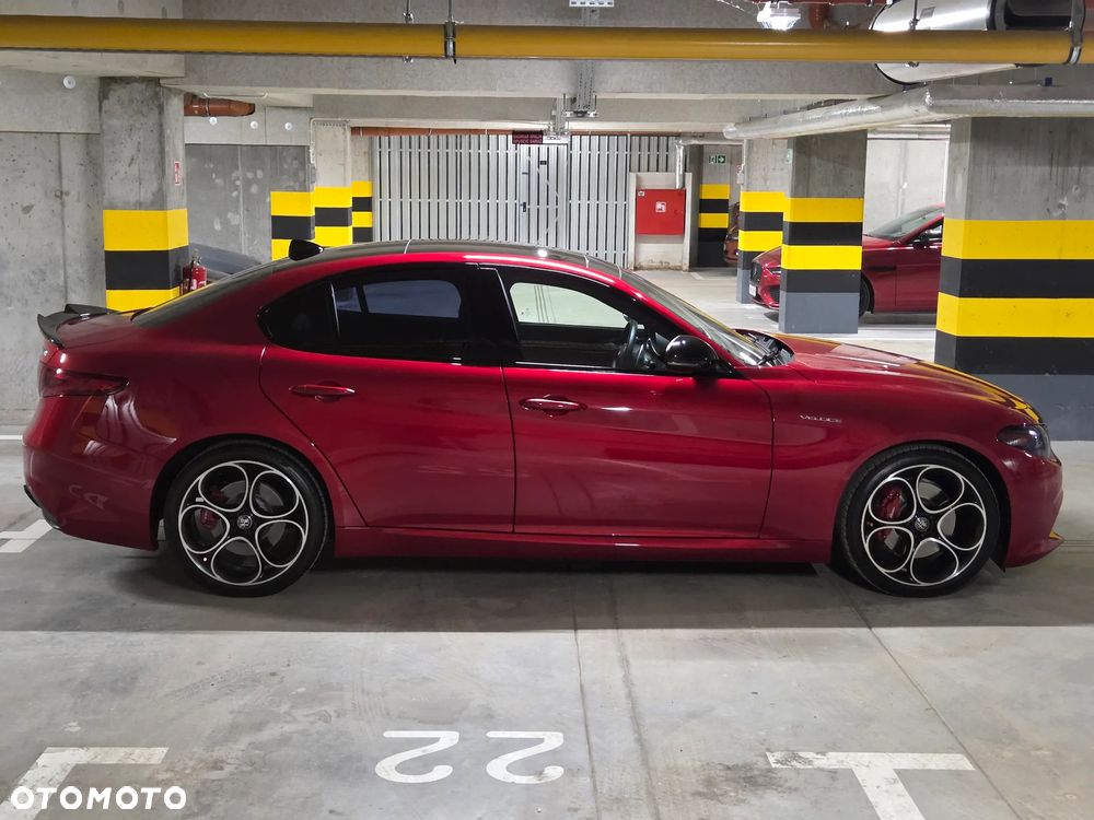 Alfa Romeo Giulia 2.0 Turbo 16V AT8 Veloce - 11