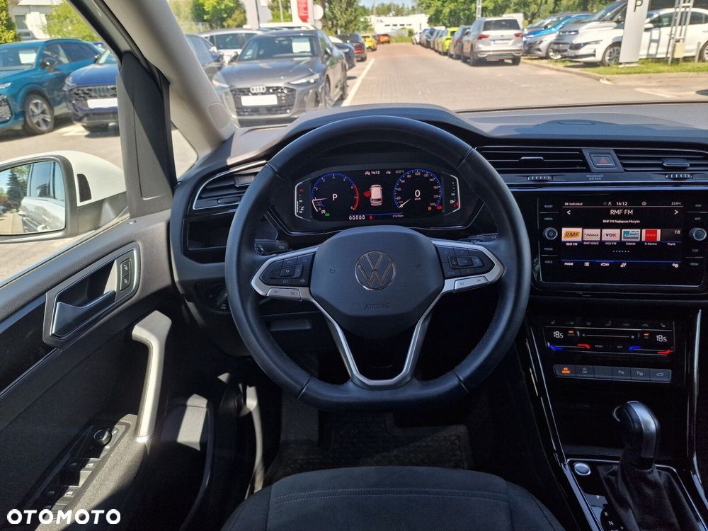 Volkswagen Touran 1.5 TSI EVO Highline DSG - 25
