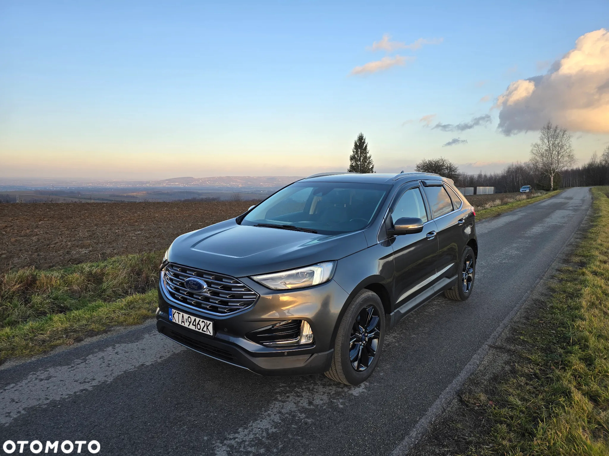 Ford Edge - 2
