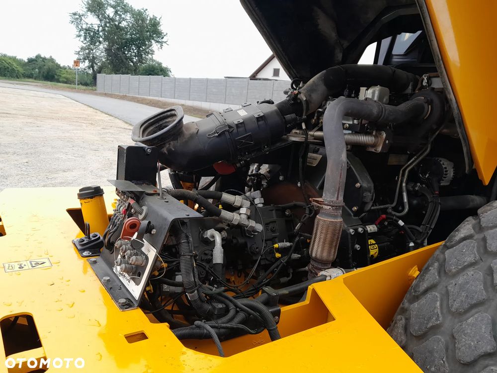 JCB VM137D - 22
