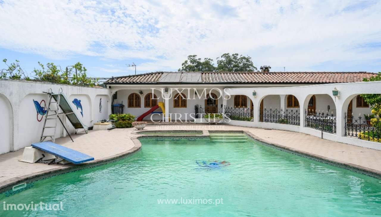 Moradia V6 com piscina e jardim, à venda, na Maia - Grande imagem: 2/24
