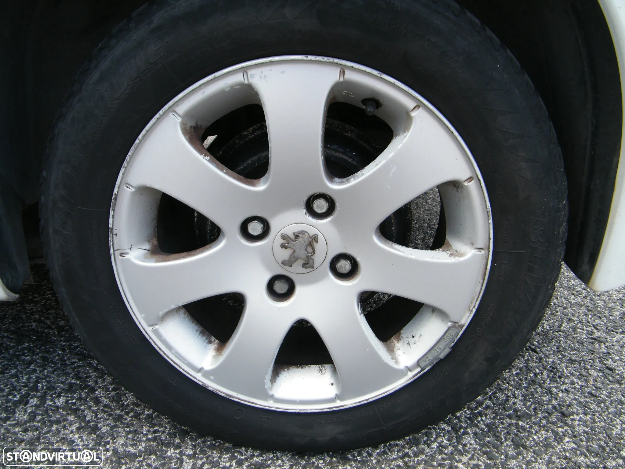 Peugeot 207 1.4 HDi SE Sportium - 4