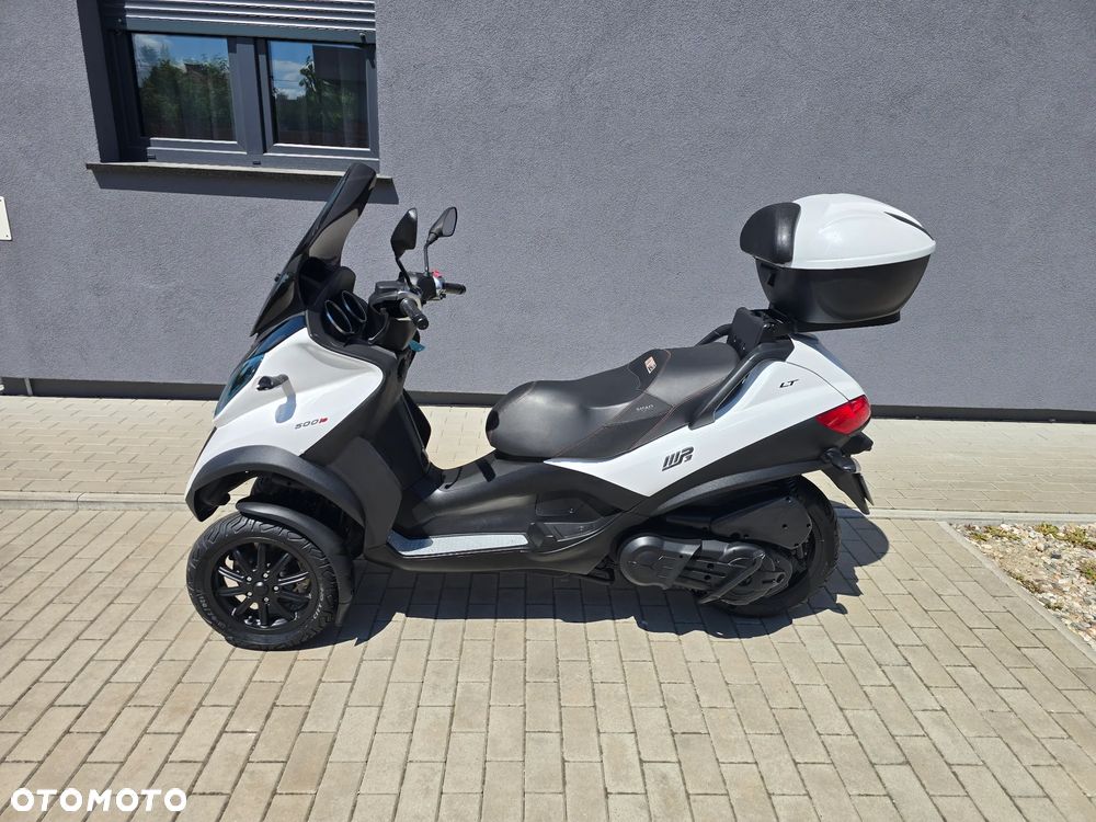 Piaggio MP-3 - 7