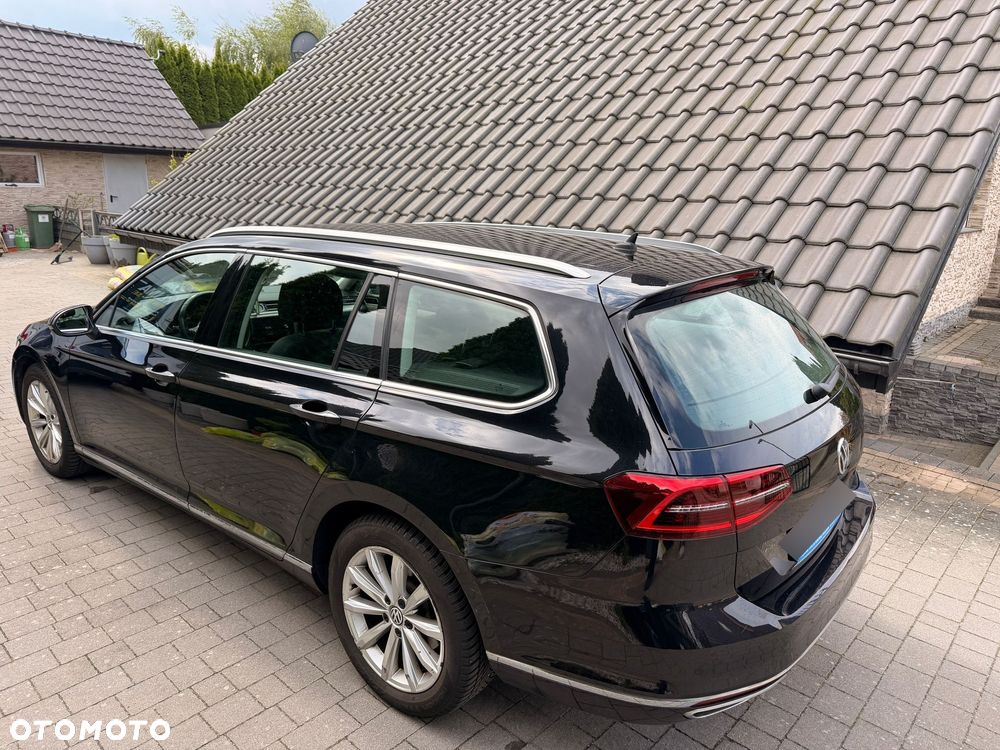 Volkswagen Passat 2.0 TDI SCR 4Mot DSG Highline - 4