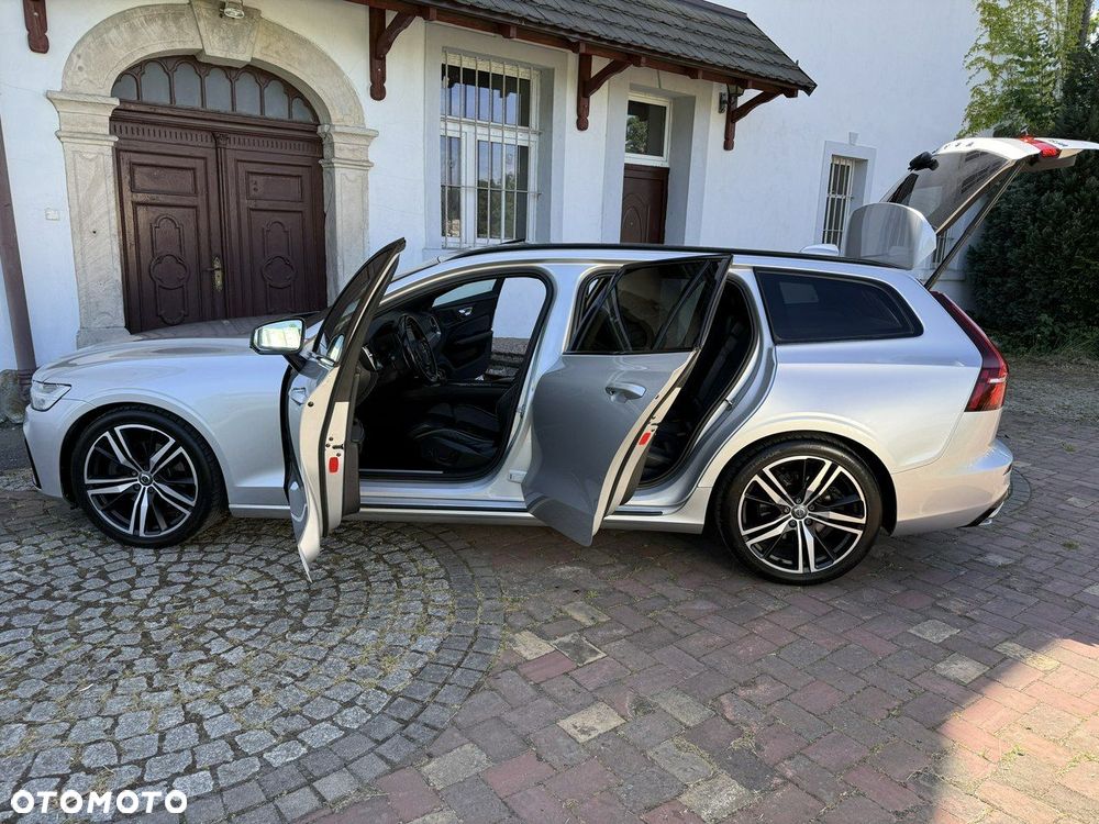 Volvo V60 T4 Geartronic R-Design - 21