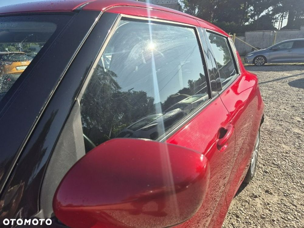 Suzuki Swift - 10