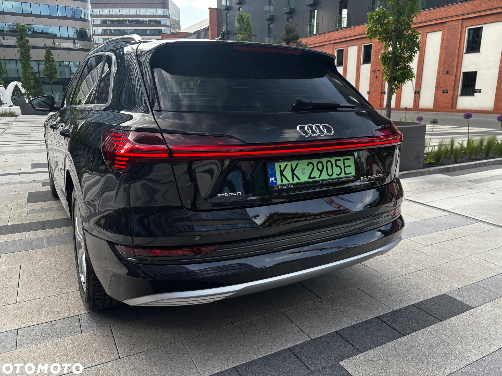 Audi e-tron 50 quattro - 8