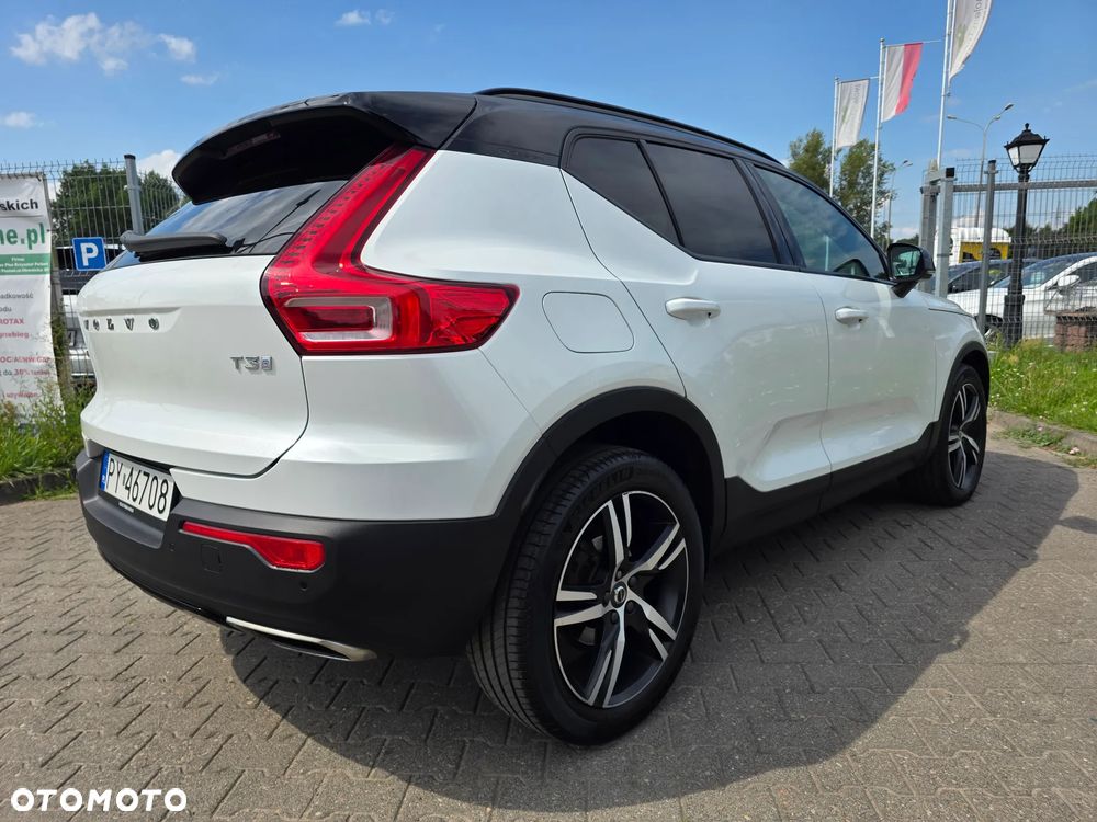 Volvo XC 40 T3 R-Design - 13