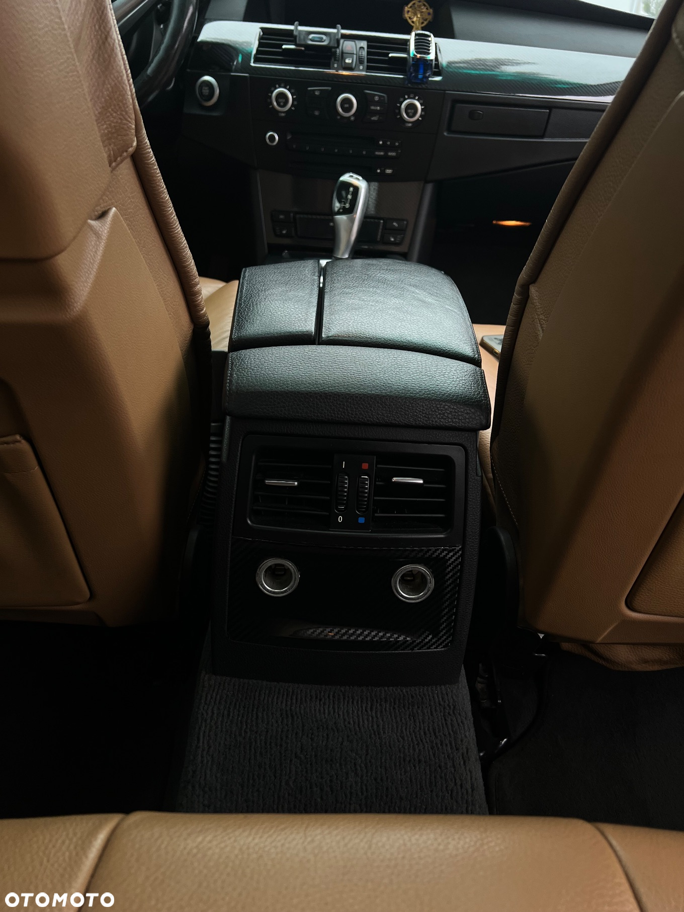 BMW Seria 5 535i - 25
