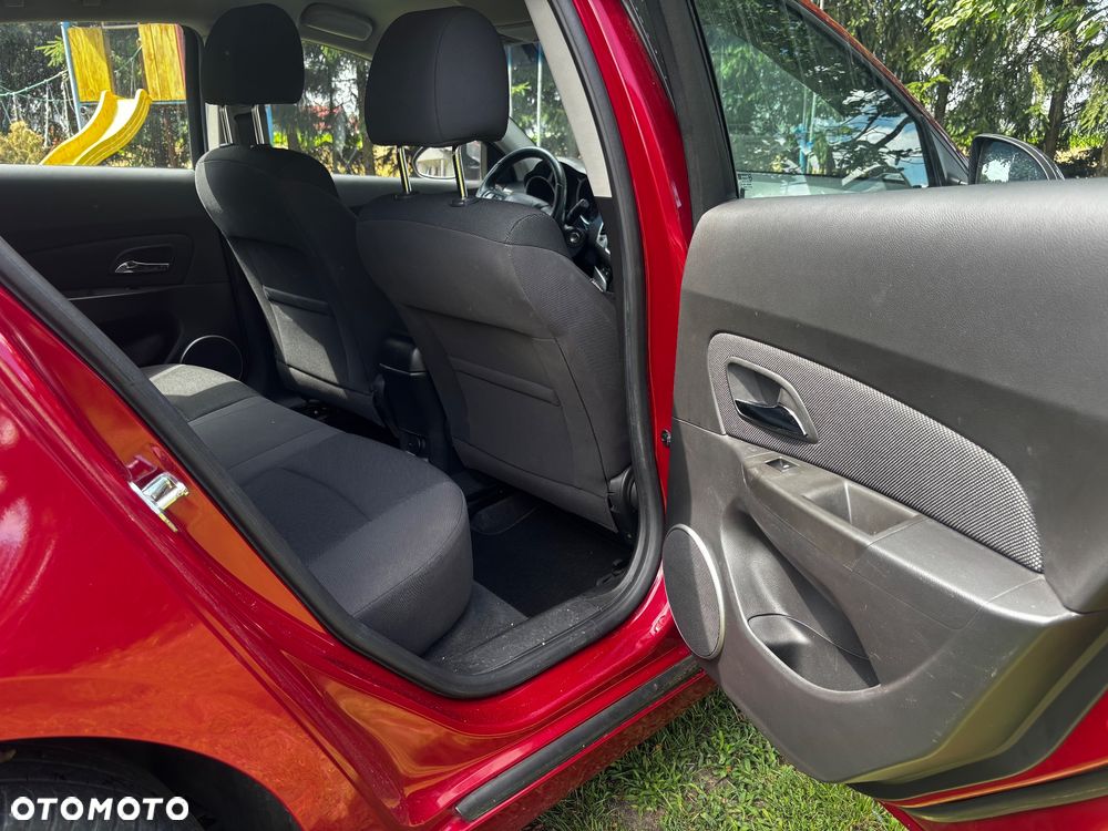 Chevrolet Cruze - 10