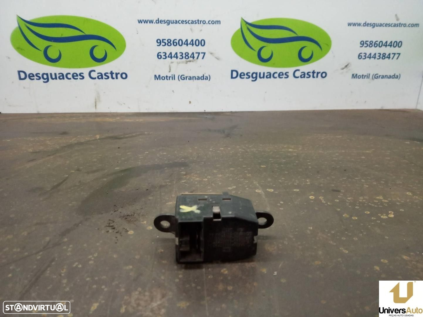 COMANDO ELEVADOR DE VIDRO FRONTAL DIREITO HYUNDAI LANTRA II 2000 - - 4